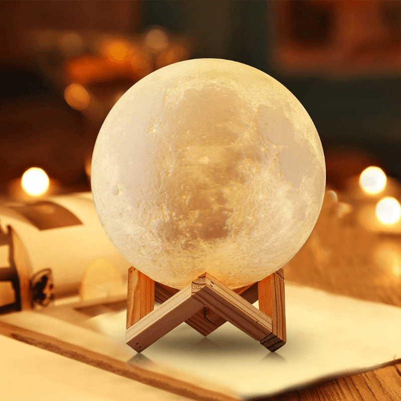 DreamGlow ™ Luna Lamp
